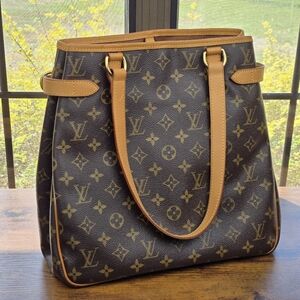 Louis Vuitton Batignolles Monogram Canvas Shoulder Bag